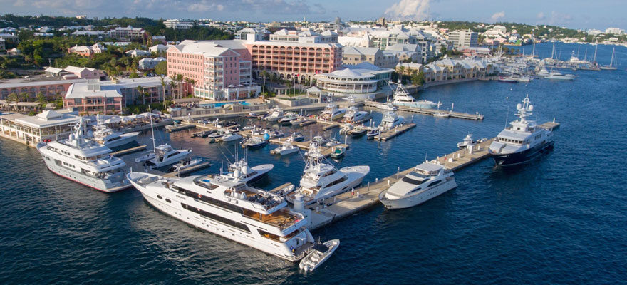 Fly Into Bermuda